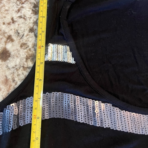 Torrid Black Size 1 Sequin Sleeveless Blouse Tank Top Cami Plus Size Shirt 
BBL - Picture 2 of 9